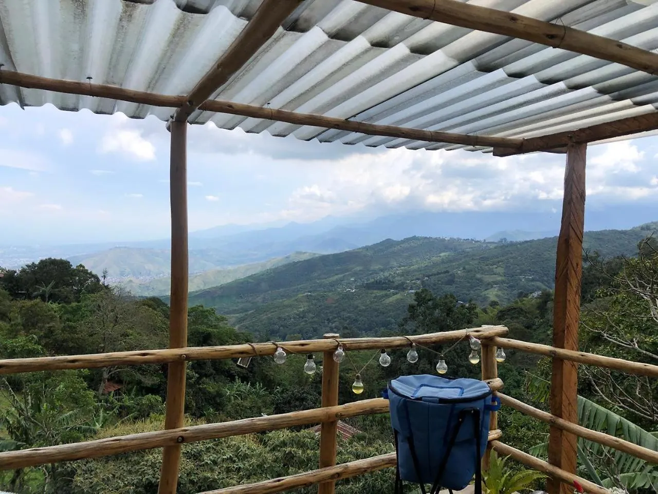 El Rincon De Las Guacharacas Cali Lejlighed